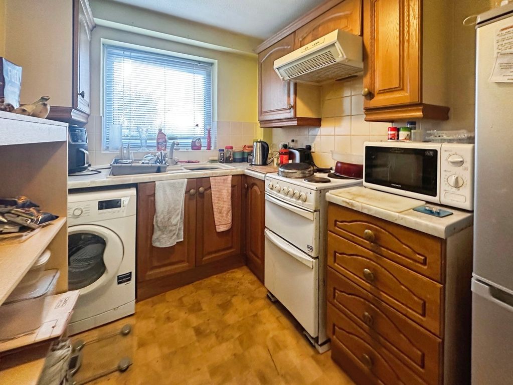 Property photo 3 of 6 Picture No. 01