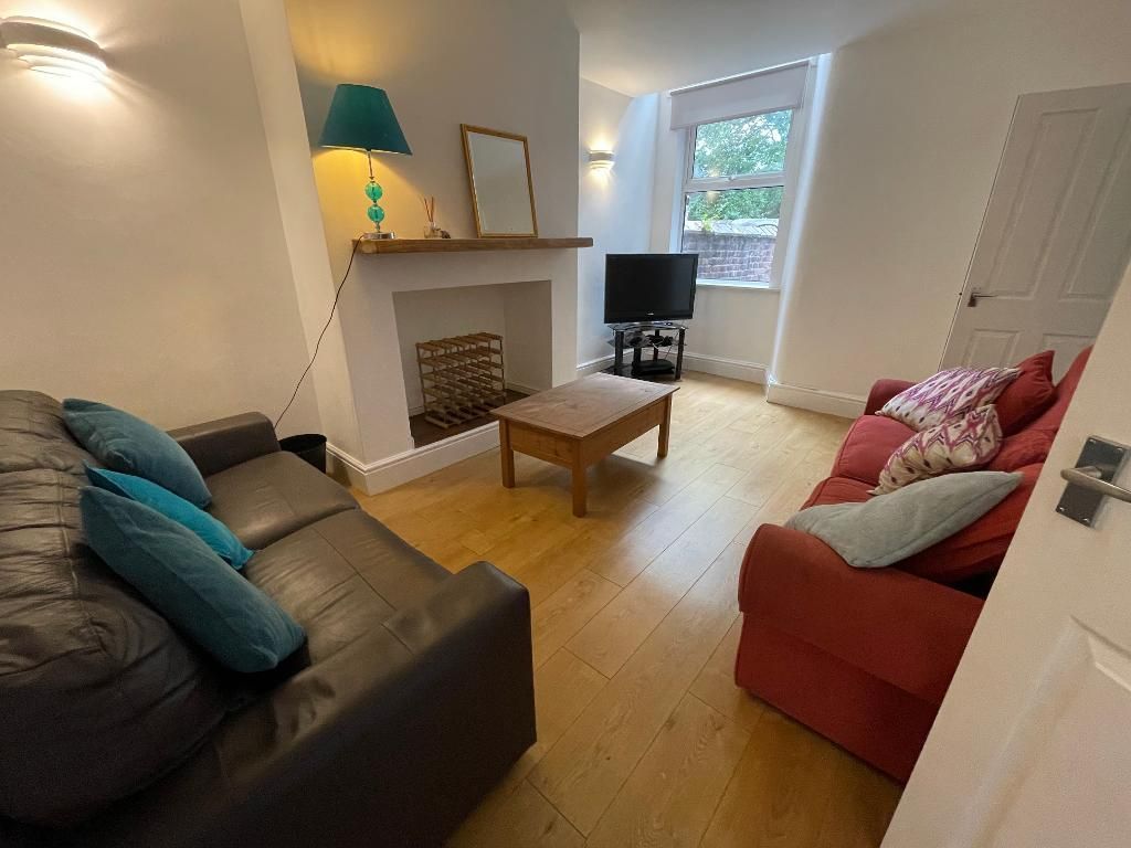 Property photo 2 of 11 Photo 2