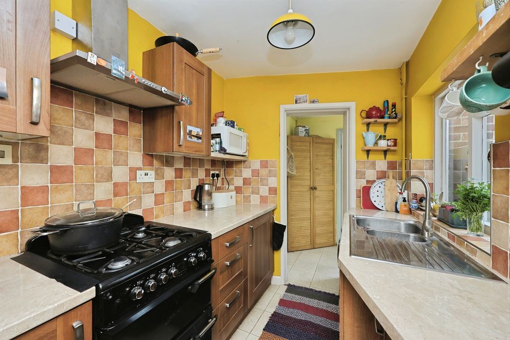 Property photo 2 of 15