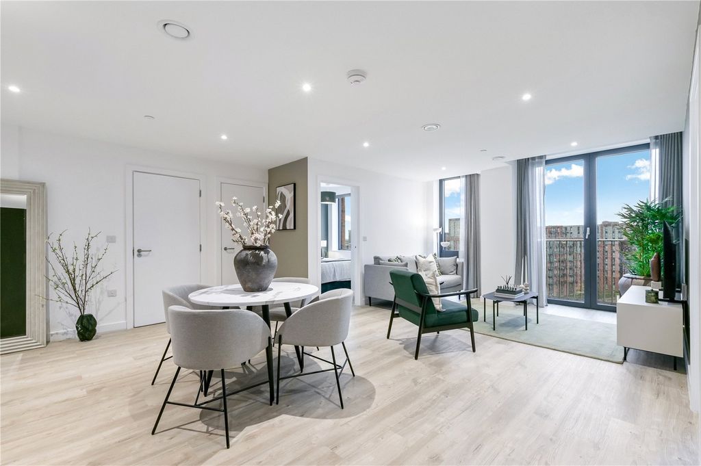 Property photo 3 of 10 Picture No. 04