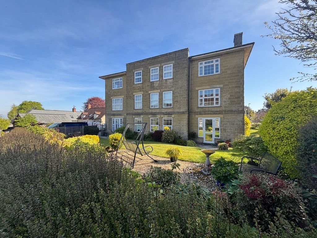 Property photo 1 of 9 3.Jpg
