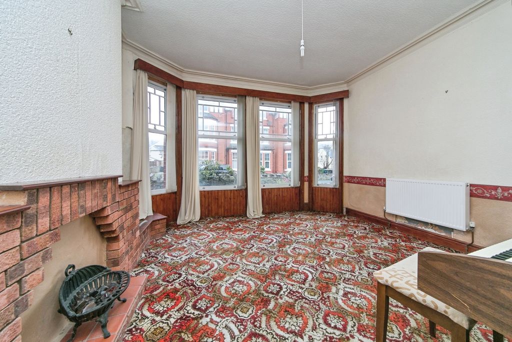 Property photo 2 of 20 Pbox-Img.Jpg