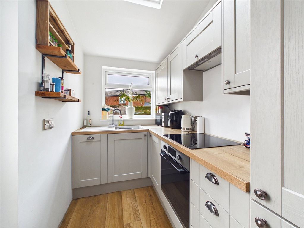 Property photo 2 of 10 Picture No. 39