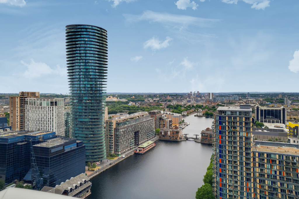 Property photo 2 of 10