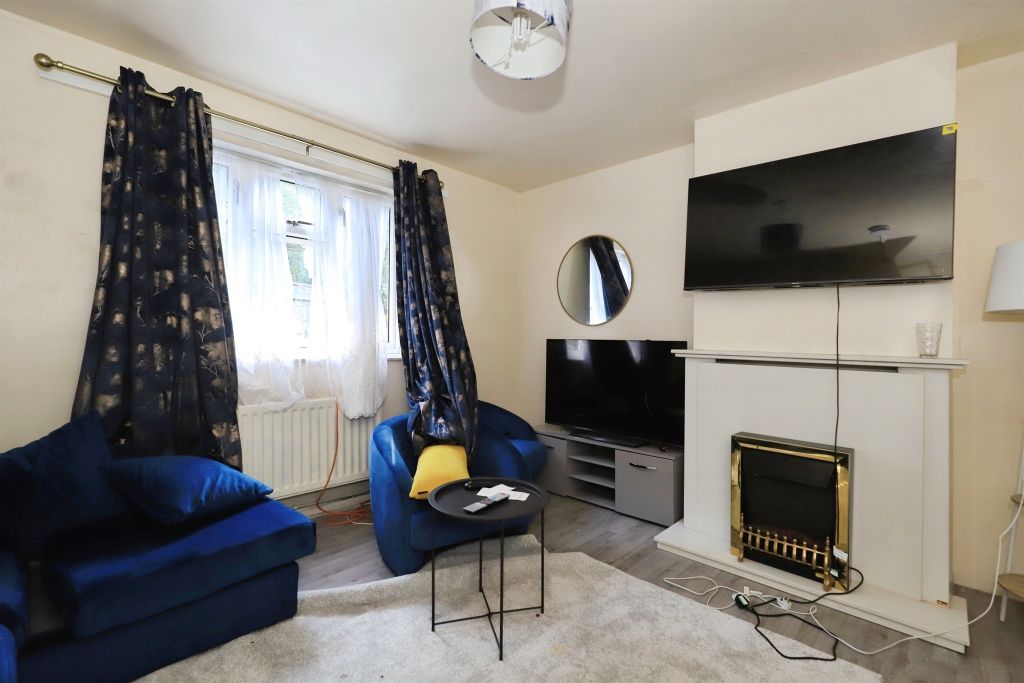 Property photo 3 of 13