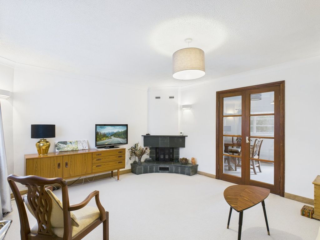 Property photo 3 of 23