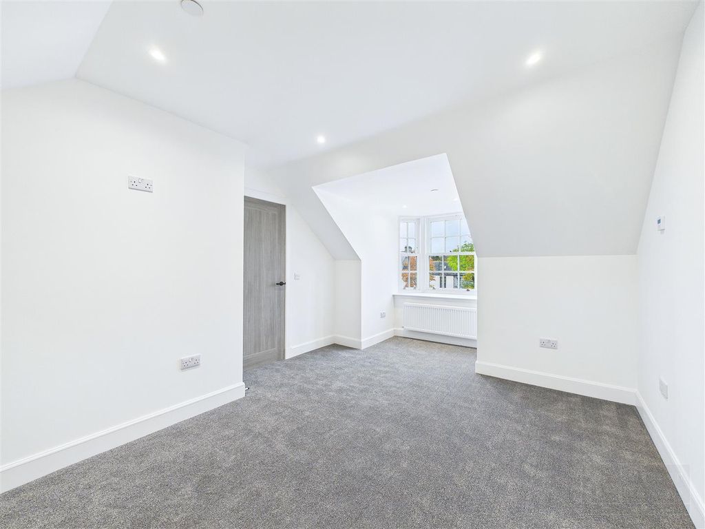 Additional image 8 of 1 bed flat for saleGarden Apartment 5, Stonefield House, The Square, Grantown On Spey PH26