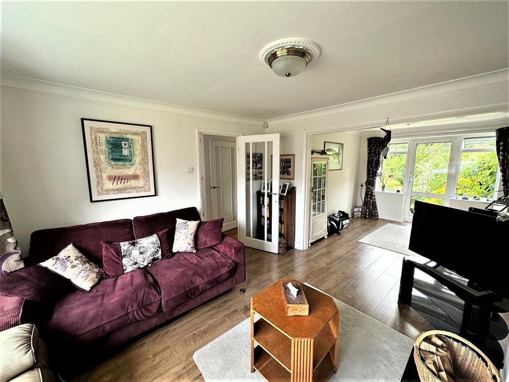 Property photo 3 of 23 3.Jpg