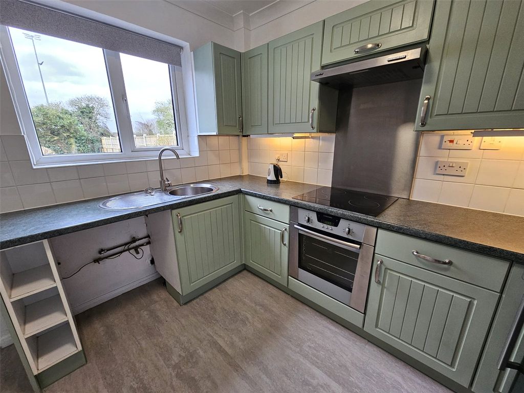 Property photo 3 of 14 Picture No. 02