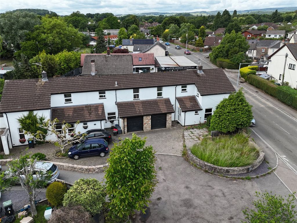 Property photo 2 of 14 Picture No. 19