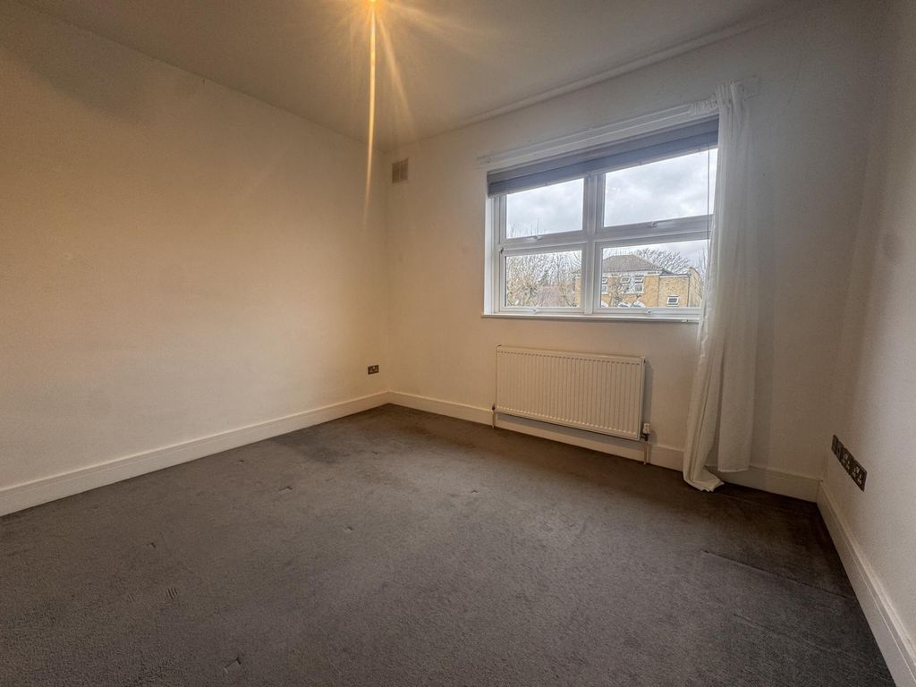 Property photo 2 of 5 Photo 2