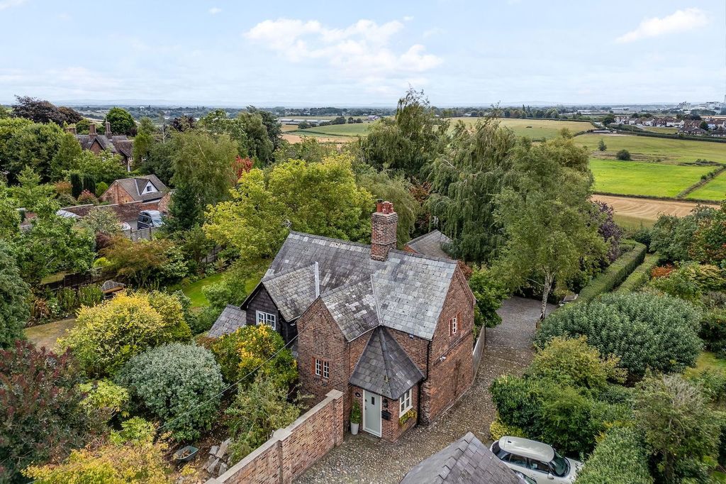 Property photo 1 of 31