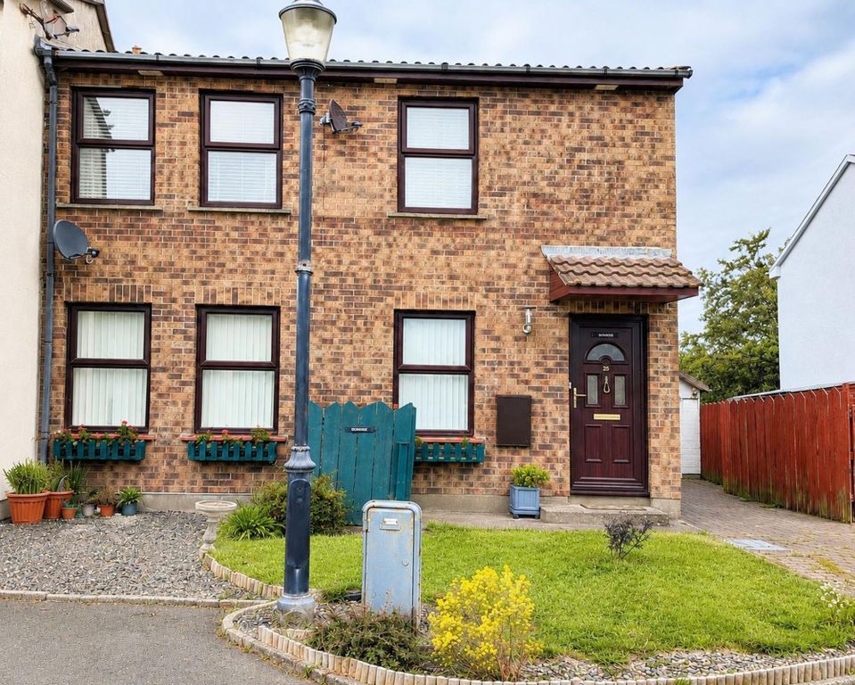 Property photo 1 of 9