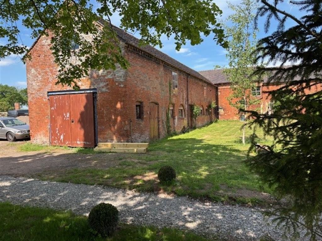 Property photo 3 of 5