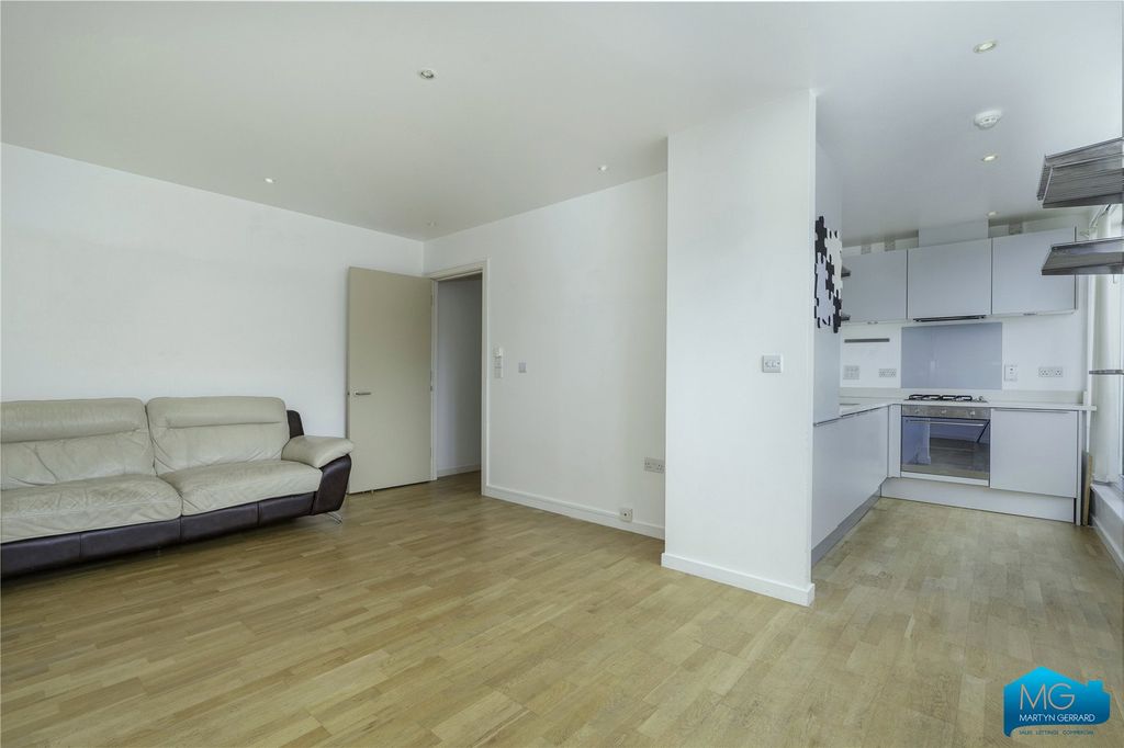 Property photo 2 of 13 Picture No. 02
