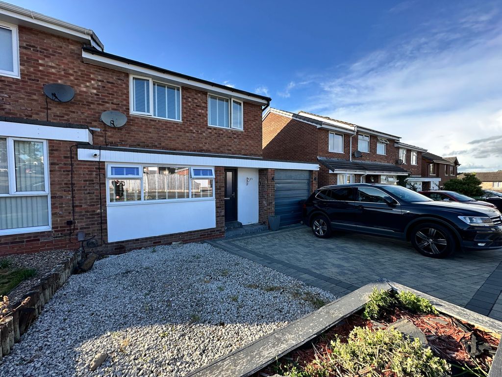 Property photo 1 of 12 Chesterholm
