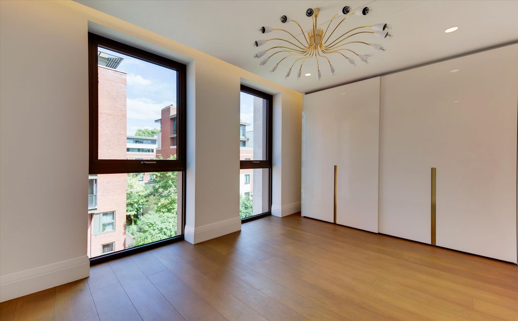 Property photo 3 of 11 Image