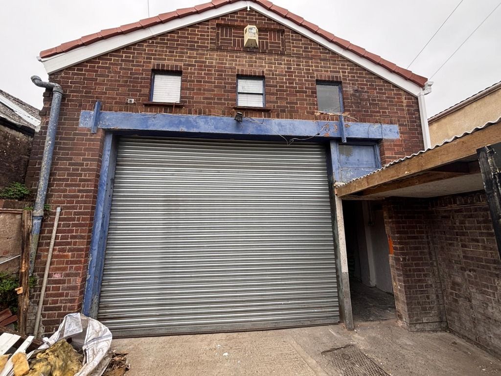 Property photo 1 of 5 Photo 5