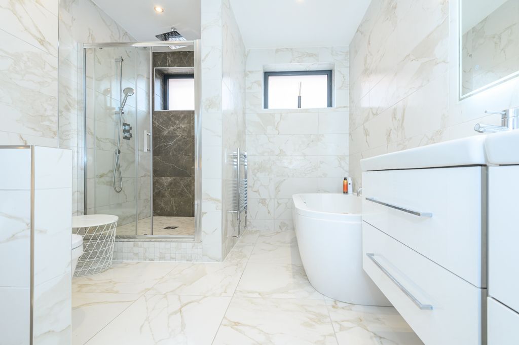 Property photo 3 of 11 Jpg