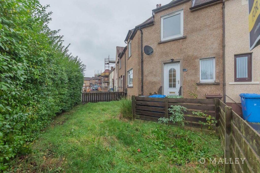 Property photo 1 of 17 External Front