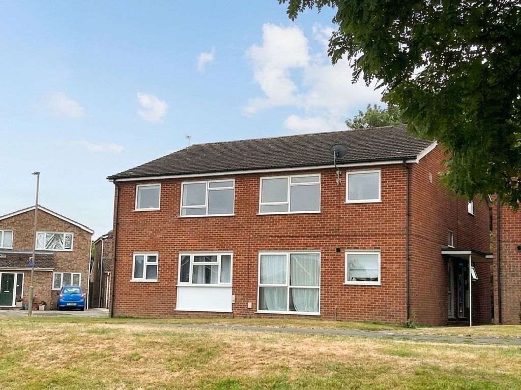 Property photo 1 of 12