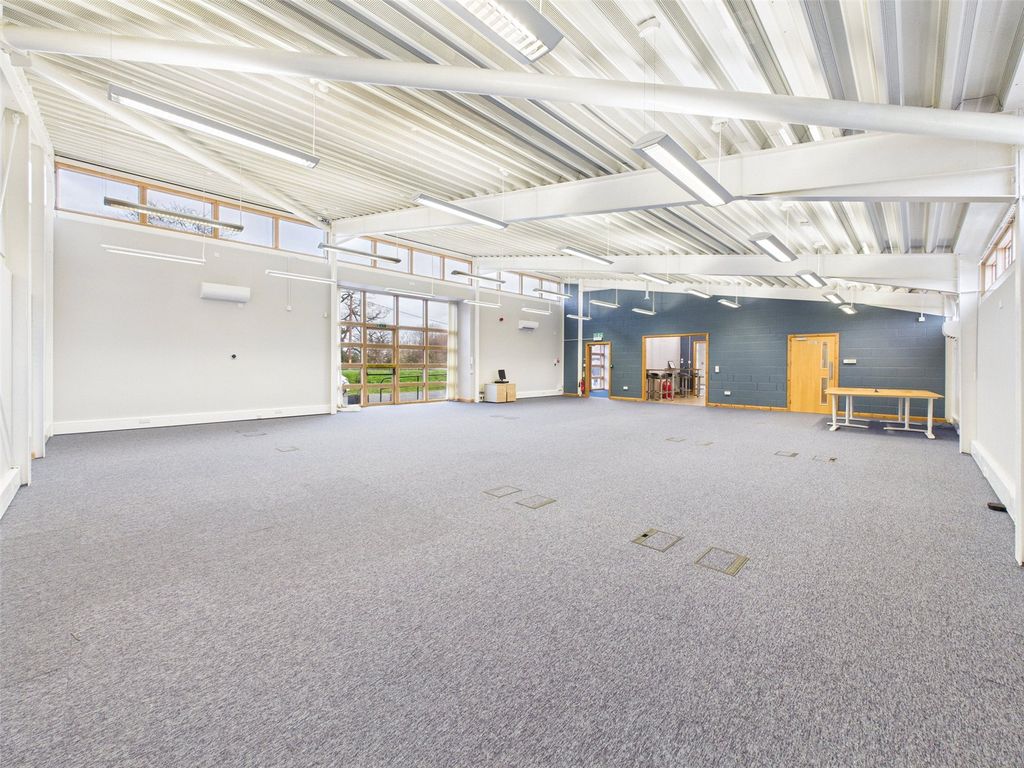 Property photo 3 of 28 Picture No. 62