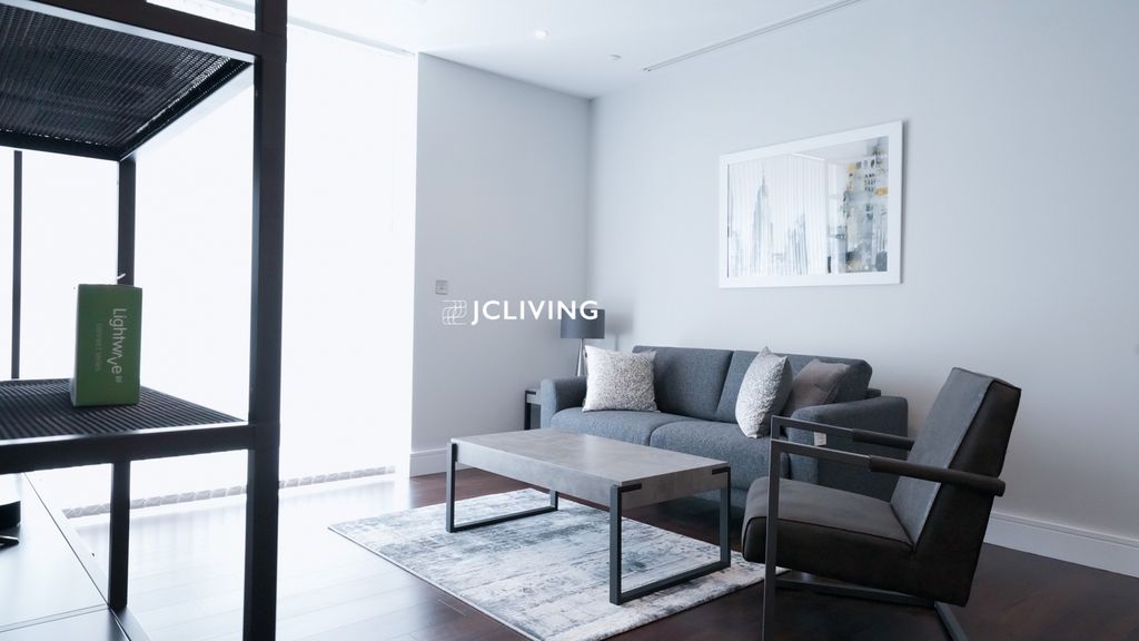 Property photo 1 of 11 Maine Tower, 9 Harbour Way London E14