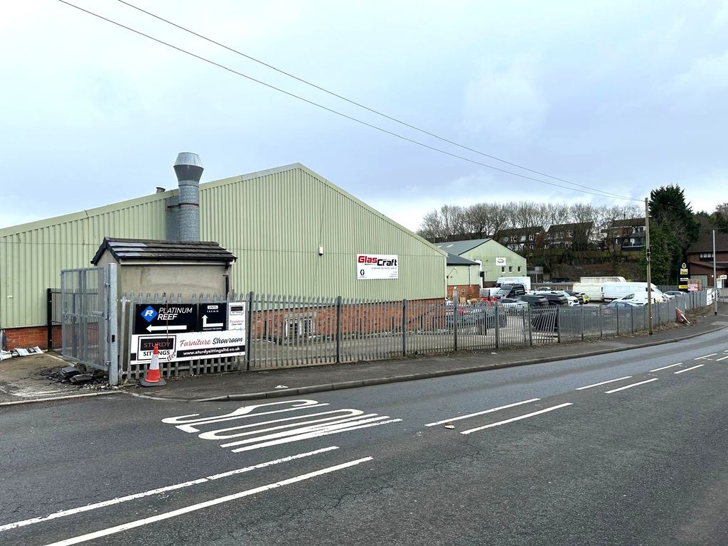 Property photo 1 of 11