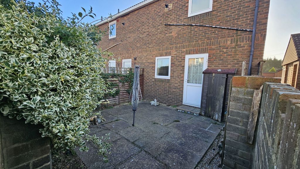 Property photo 2 of 12