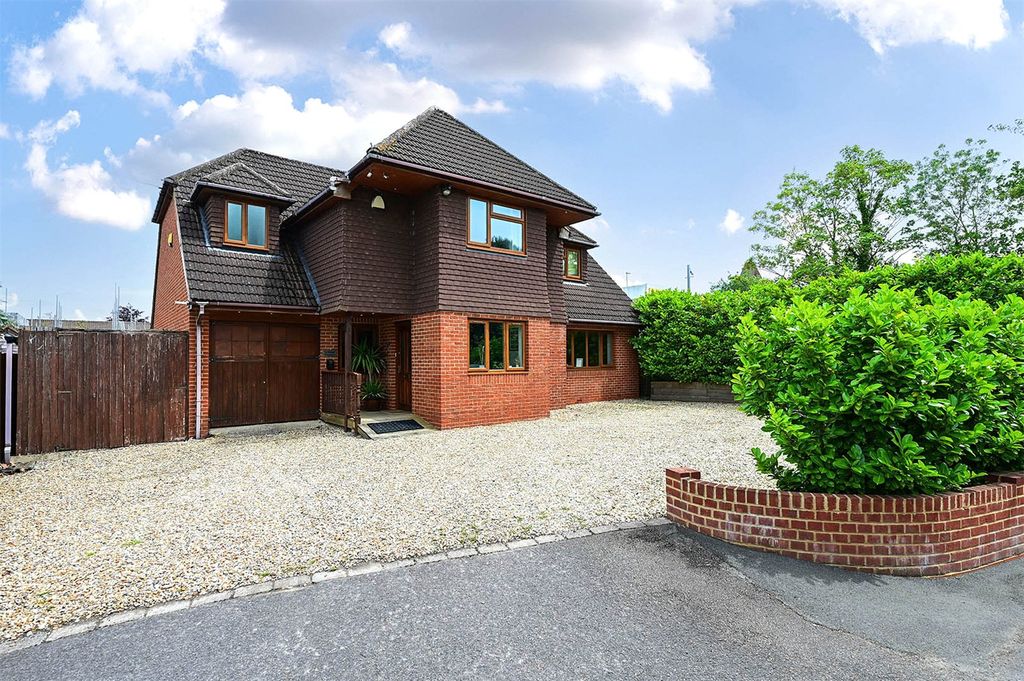 Property photo 1 of 22 Picture No. 24