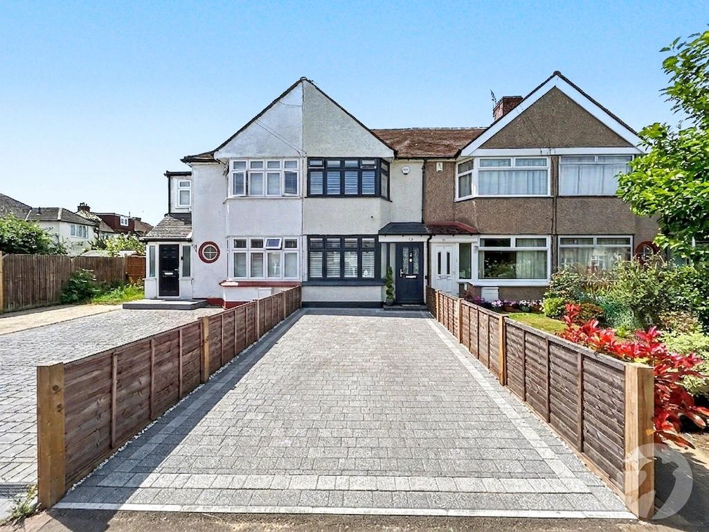 Property photo 1 of 24 Picture No. 01