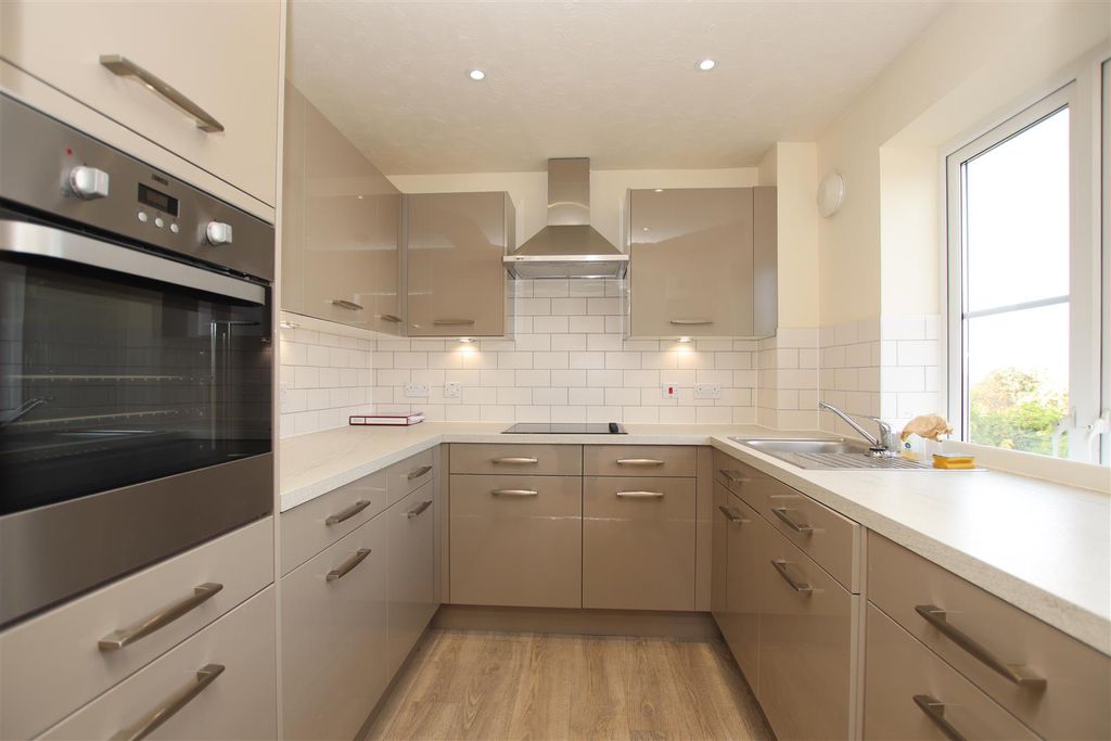 Property photo 3 of 15 Img_0178.Jpg