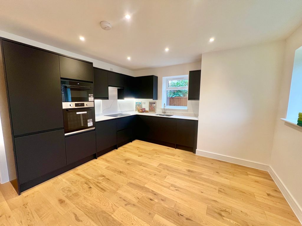 Property photo 2 of 7 Img_2939