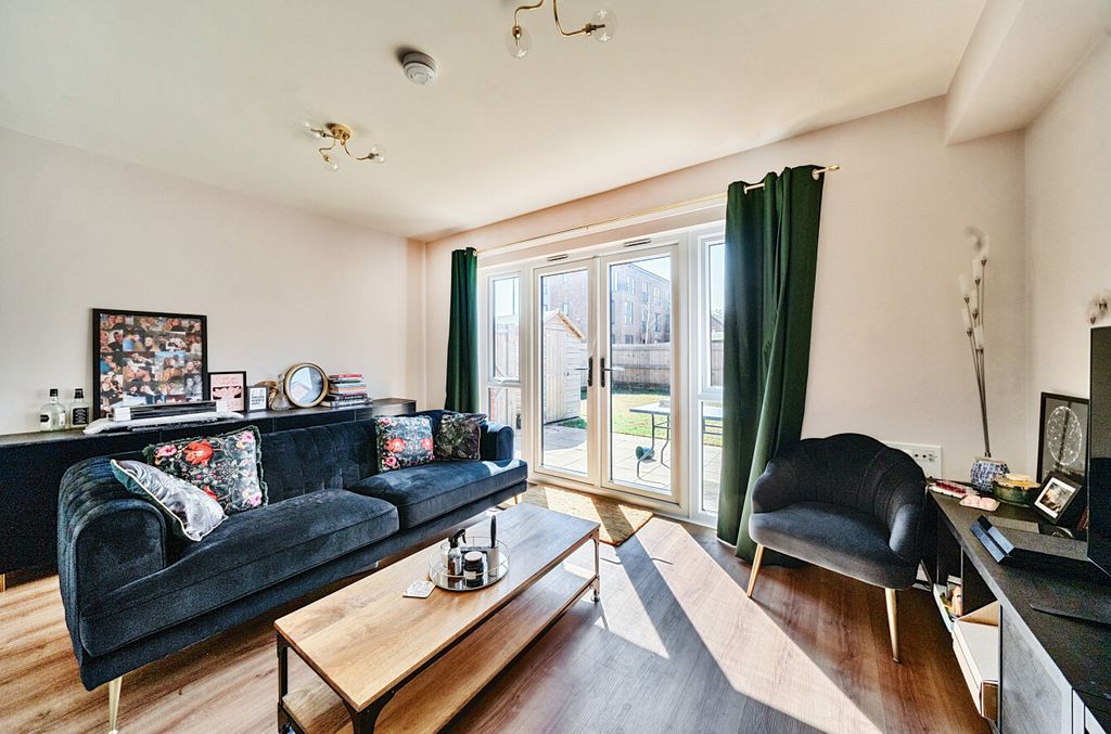 Property photo 2 of 14 1271740 (3).Jpg