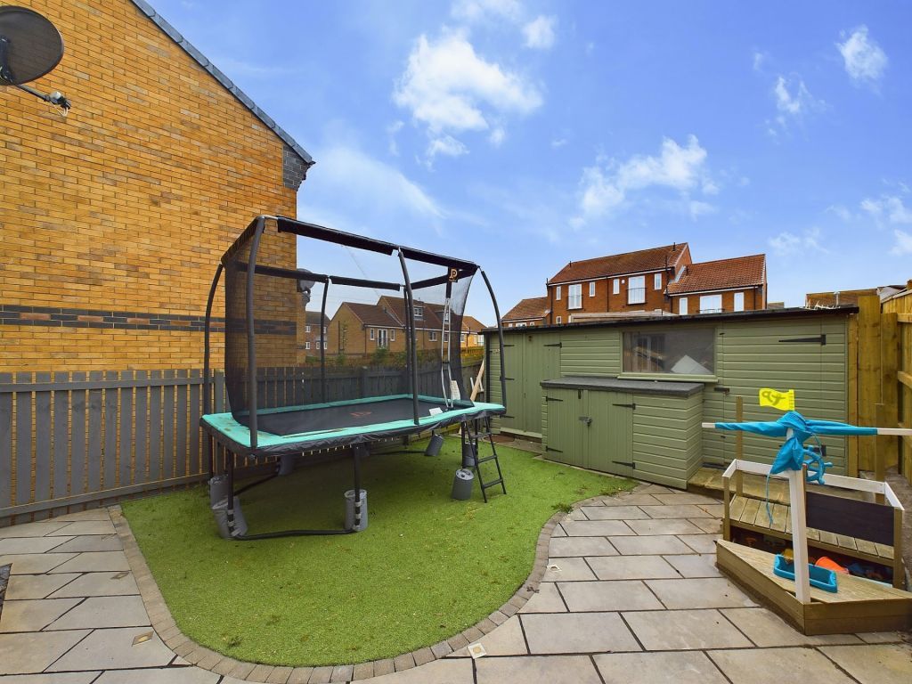 Property photo 2 of 18