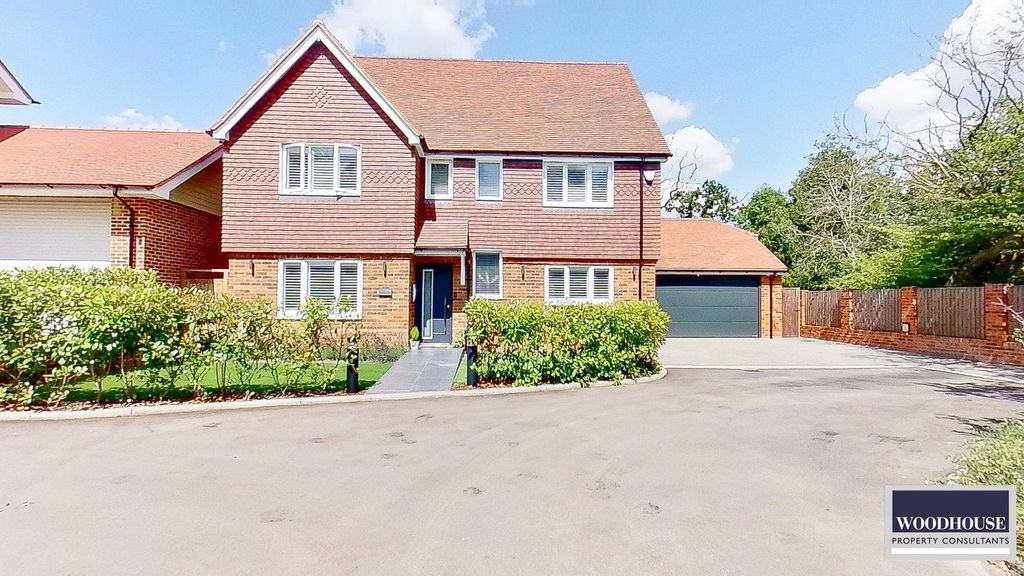 Property photo 1 of 35