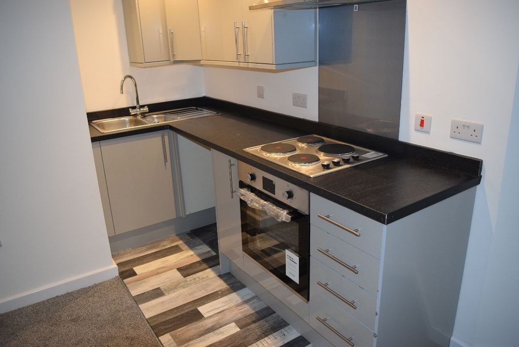 Property photo 2 of 6