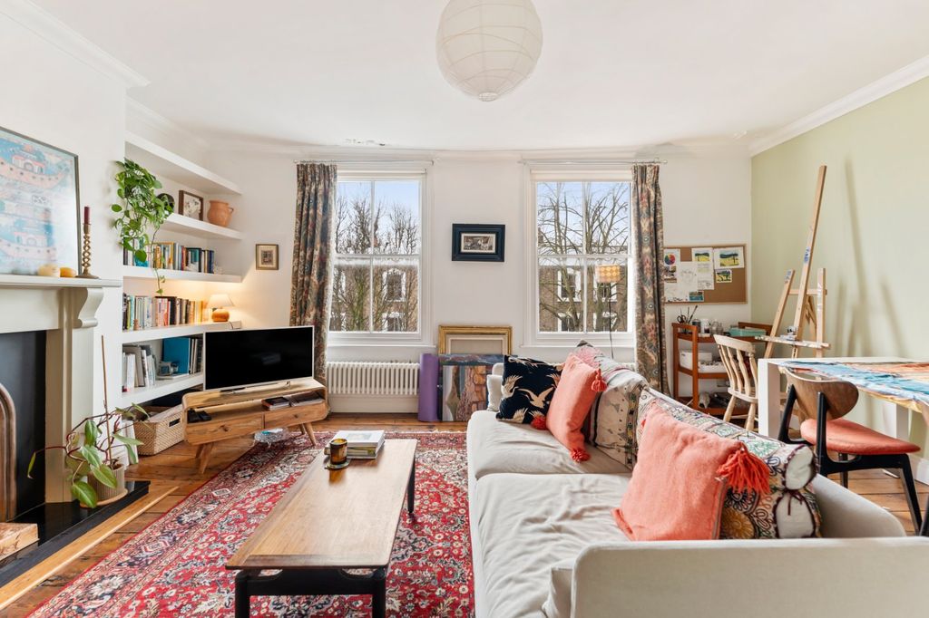 Property photo 3 of 19