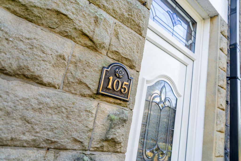 Property photo 2 of 24 Photograph 2