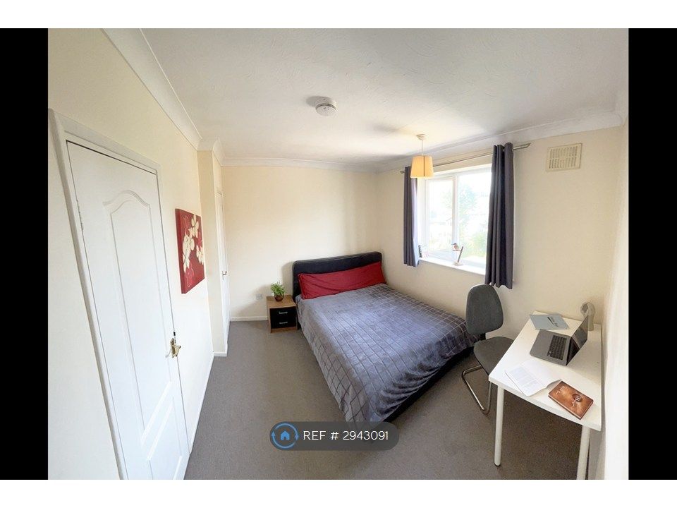 Property photo 3 of 8