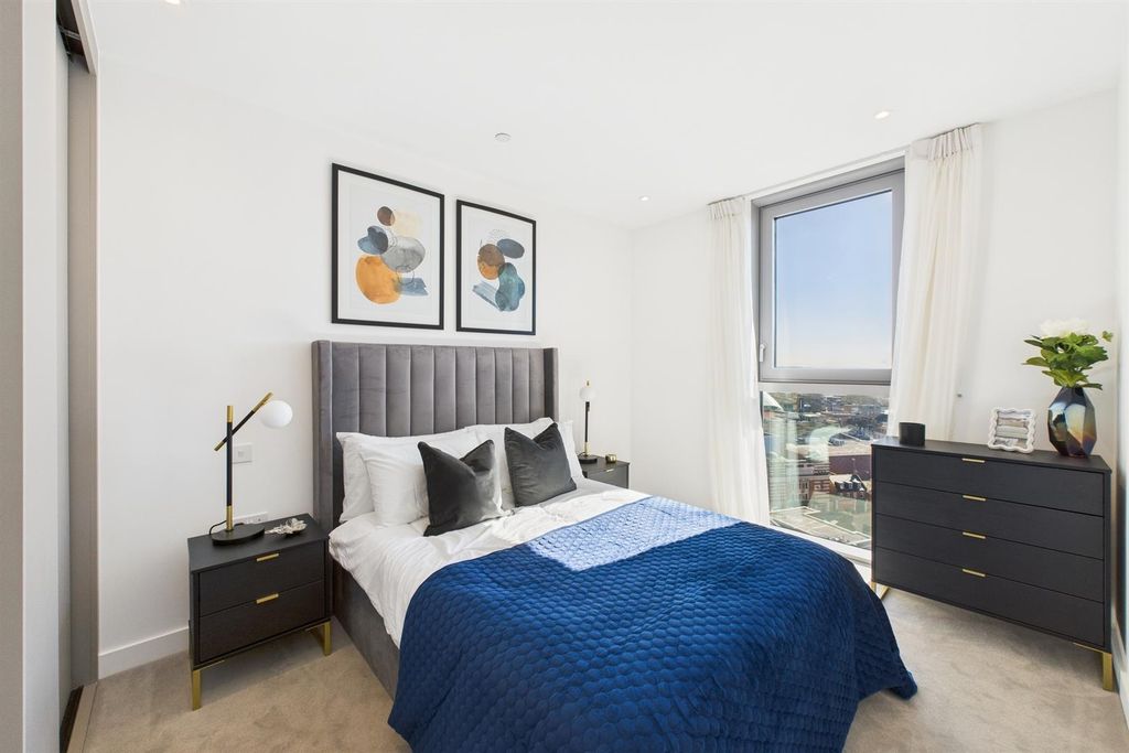 Property photo 2 of 16 Cam02700G0-Pr0257-Still006.Jpg