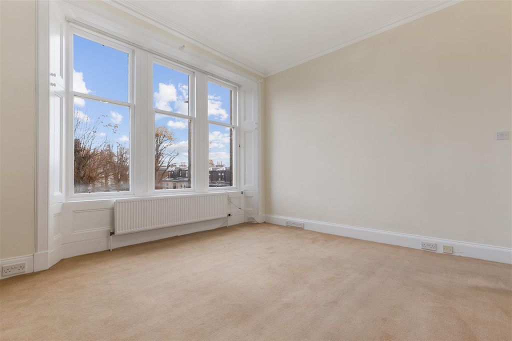 Property photo 3 of 39 Img_0066.Jpg