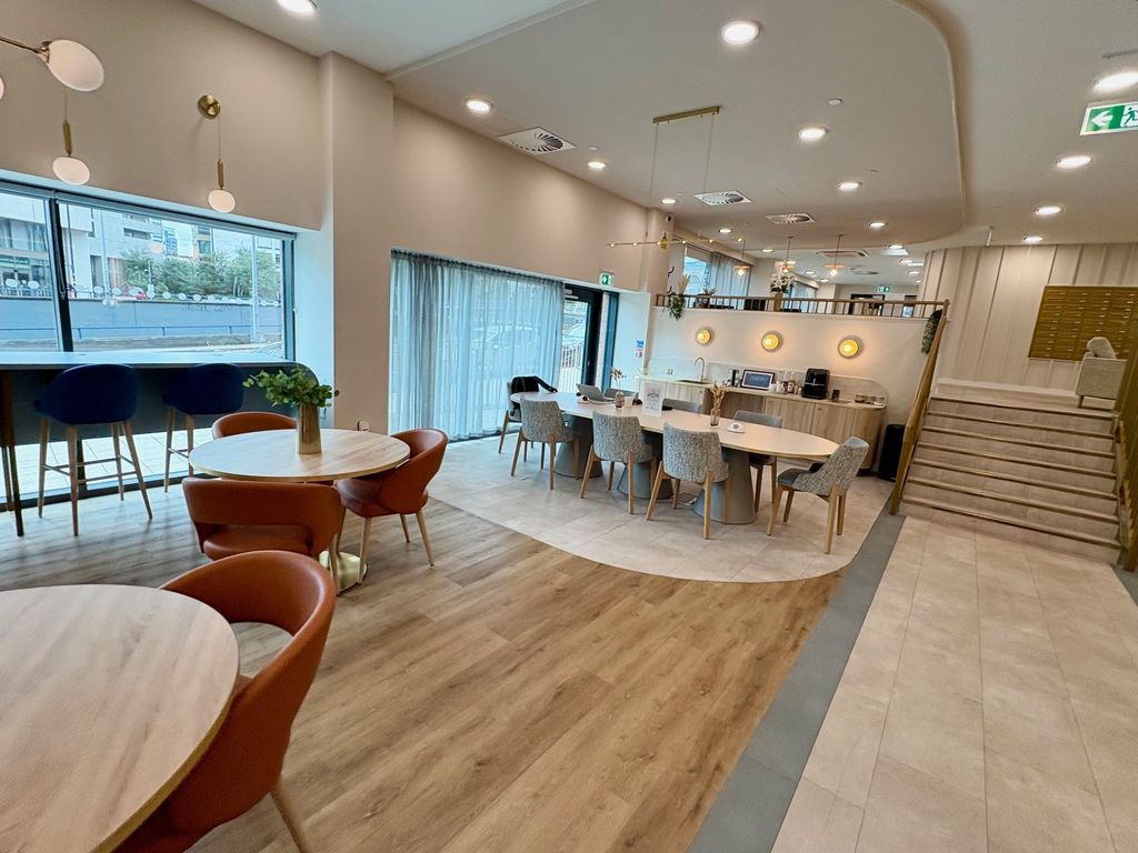 Property photo 2 of 8 Image