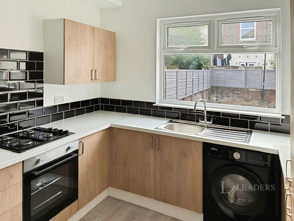 Property photo 1 of 16 Pbox-Img.Jpeg
