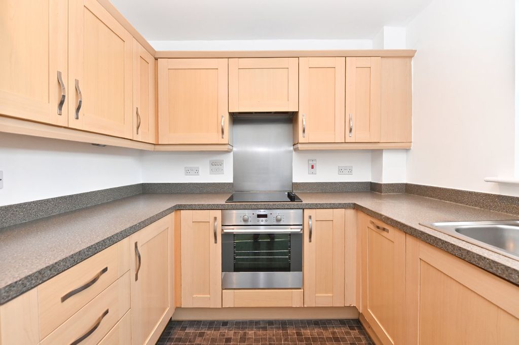 Property photo 3 of 12 Picture No. 05