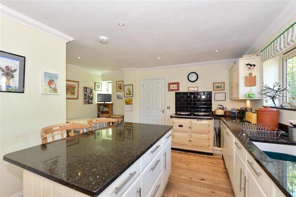 Property photo 3 of 30 Kitchen/ Breakfast Room