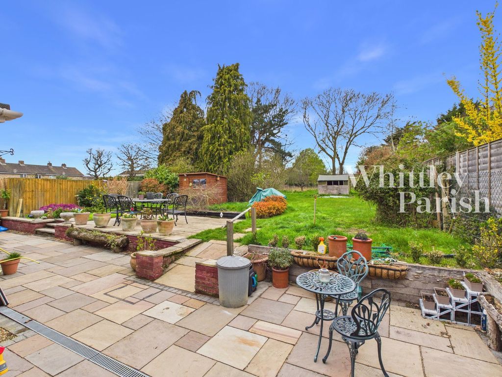 Property photo 3 of 12