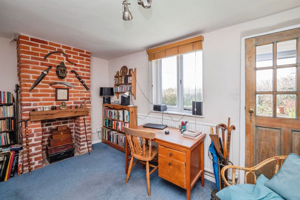 Property photo 3 of 24