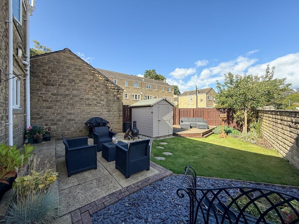 Property photo 3 of 23