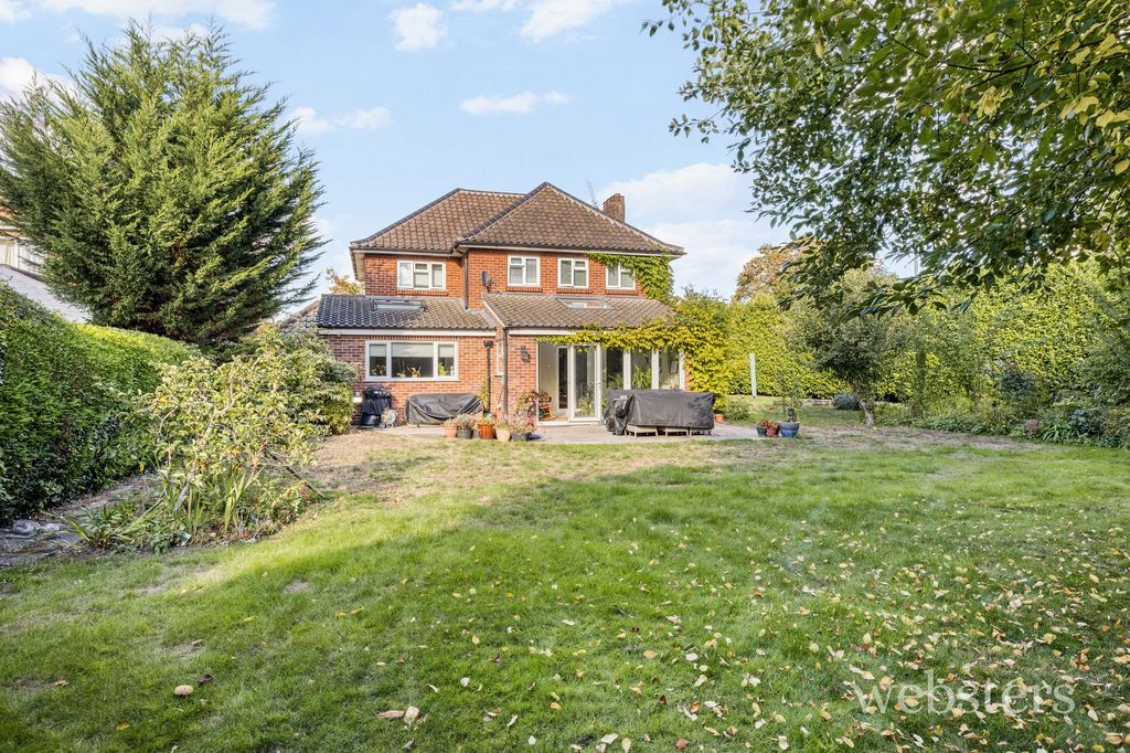 Property photo 2 of 31